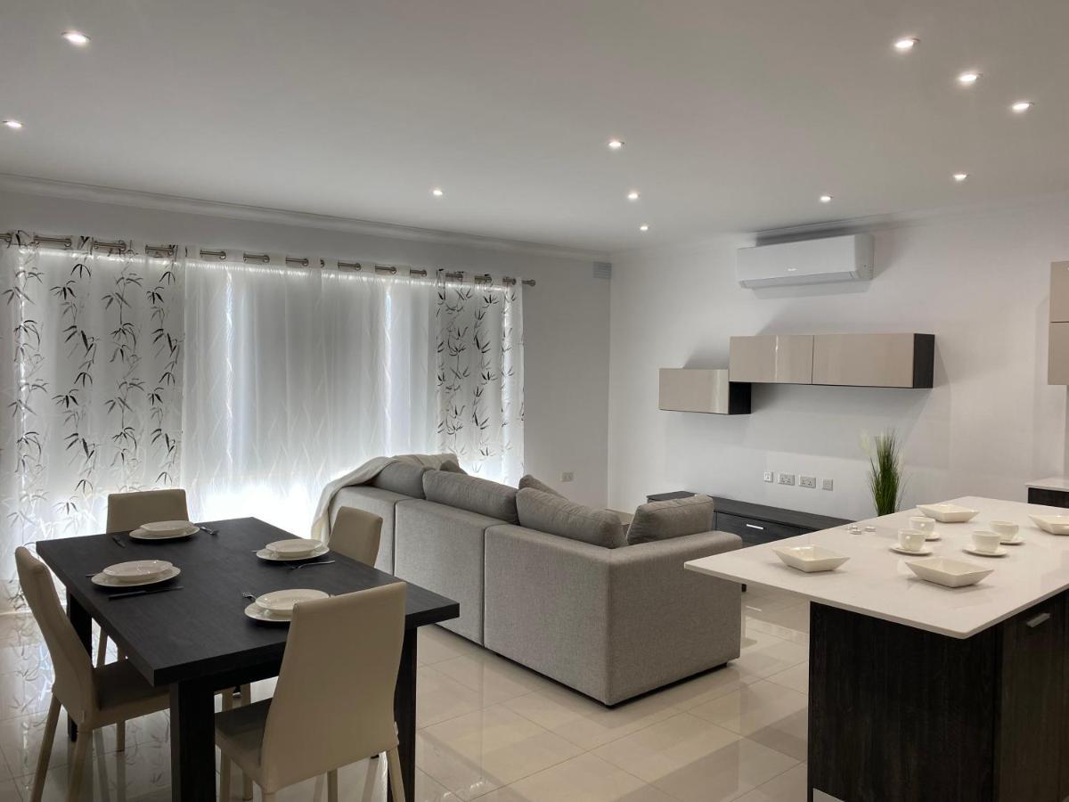 New 3 Bedroom Apartment Close To Airport Zurrieq Екстер'єр фото