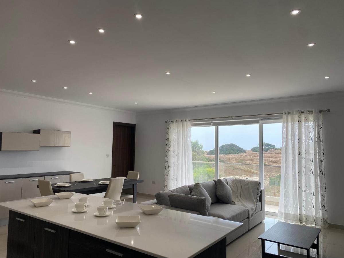 New 3 Bedroom Apartment Close To Airport Zurrieq Екстер'єр фото