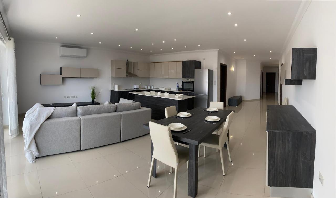 New 3 Bedroom Apartment Close To Airport Zurrieq Екстер'єр фото